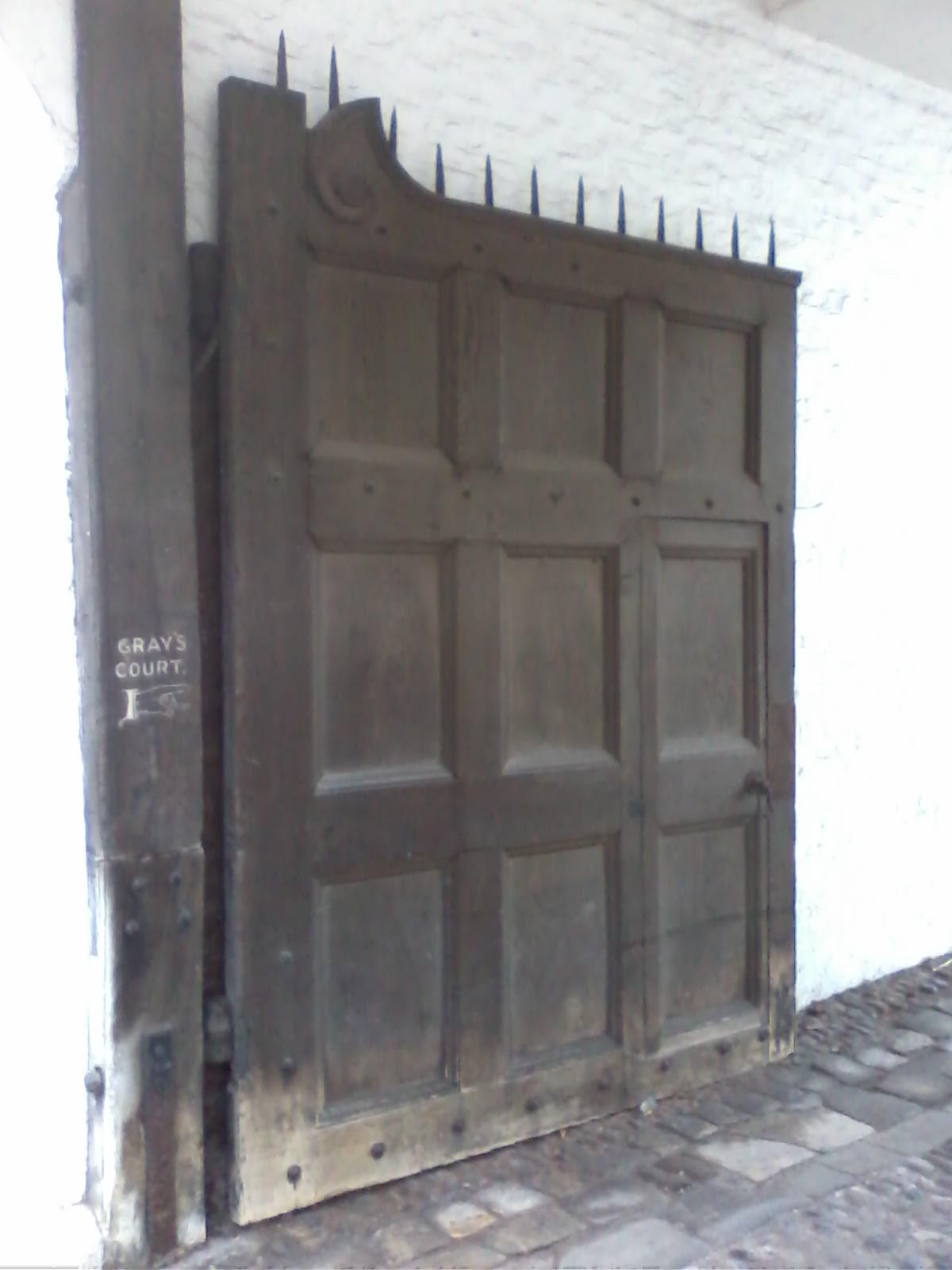 20181212 CH gate Chapter House Street gate